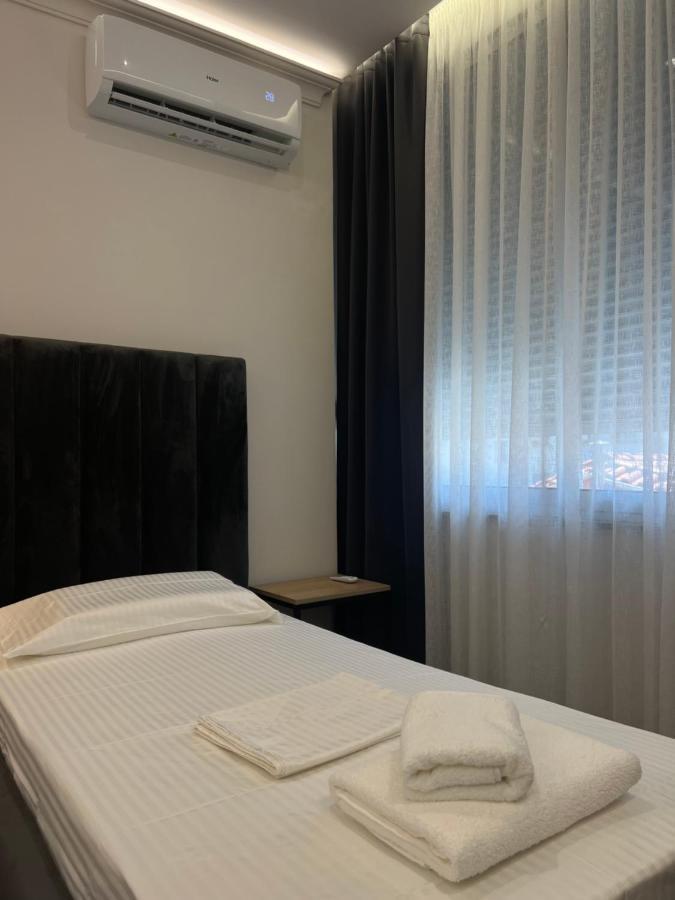 Checkpoint Tirana Apartments Eksteriør bilde