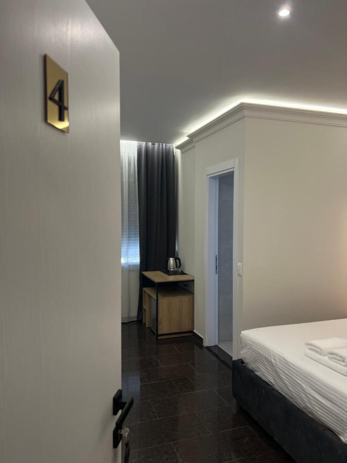 Checkpoint Tirana Apartments Eksteriør bilde