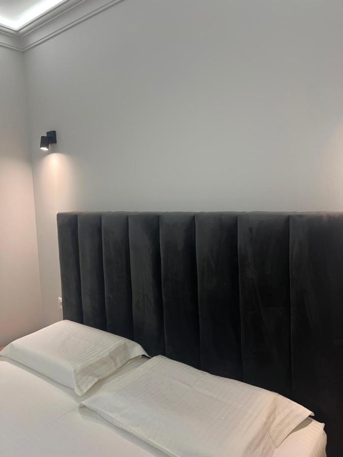 Checkpoint Tirana Apartments Eksteriør bilde